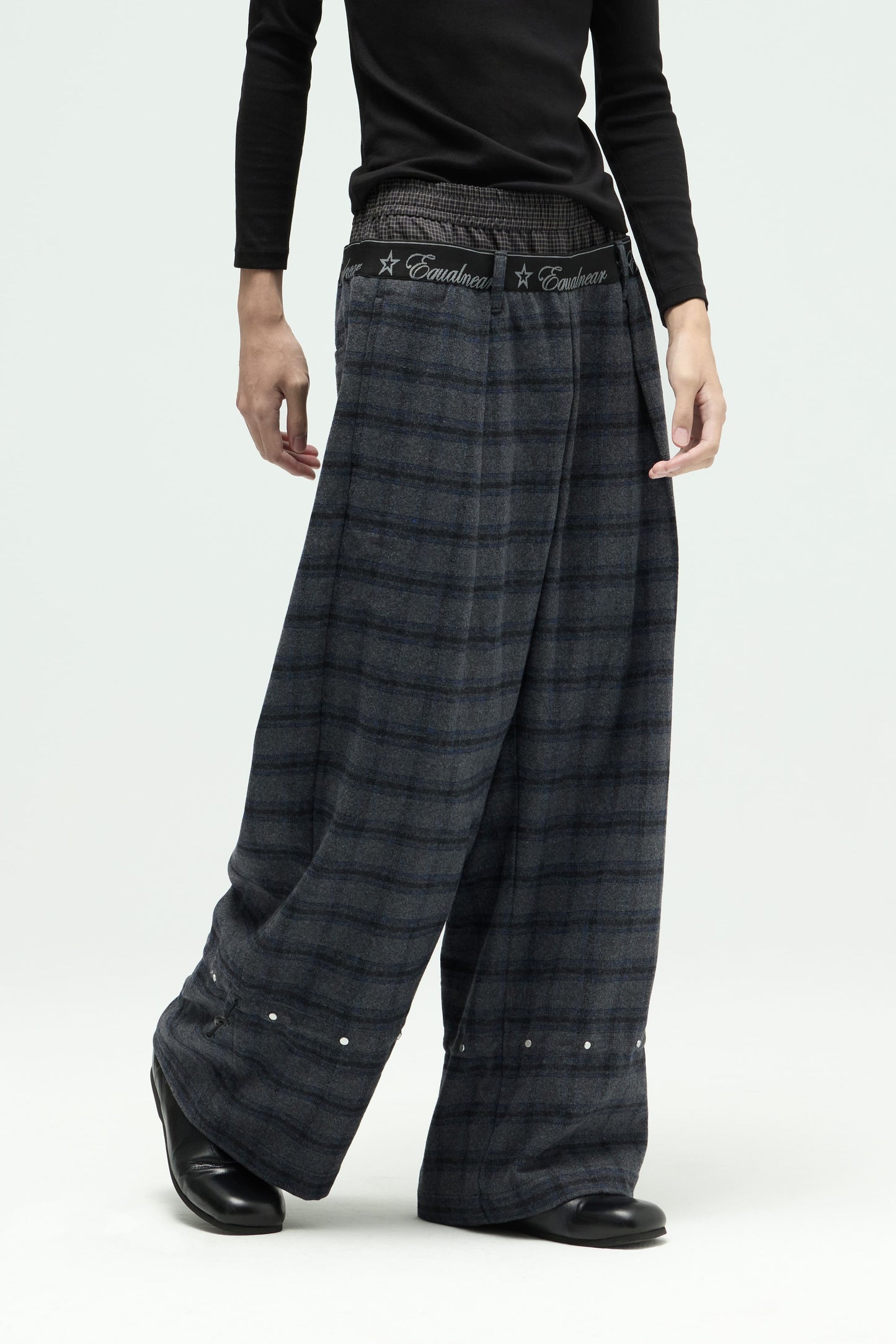 EQUALNEAR_Daydream Sweatpants (Blue)