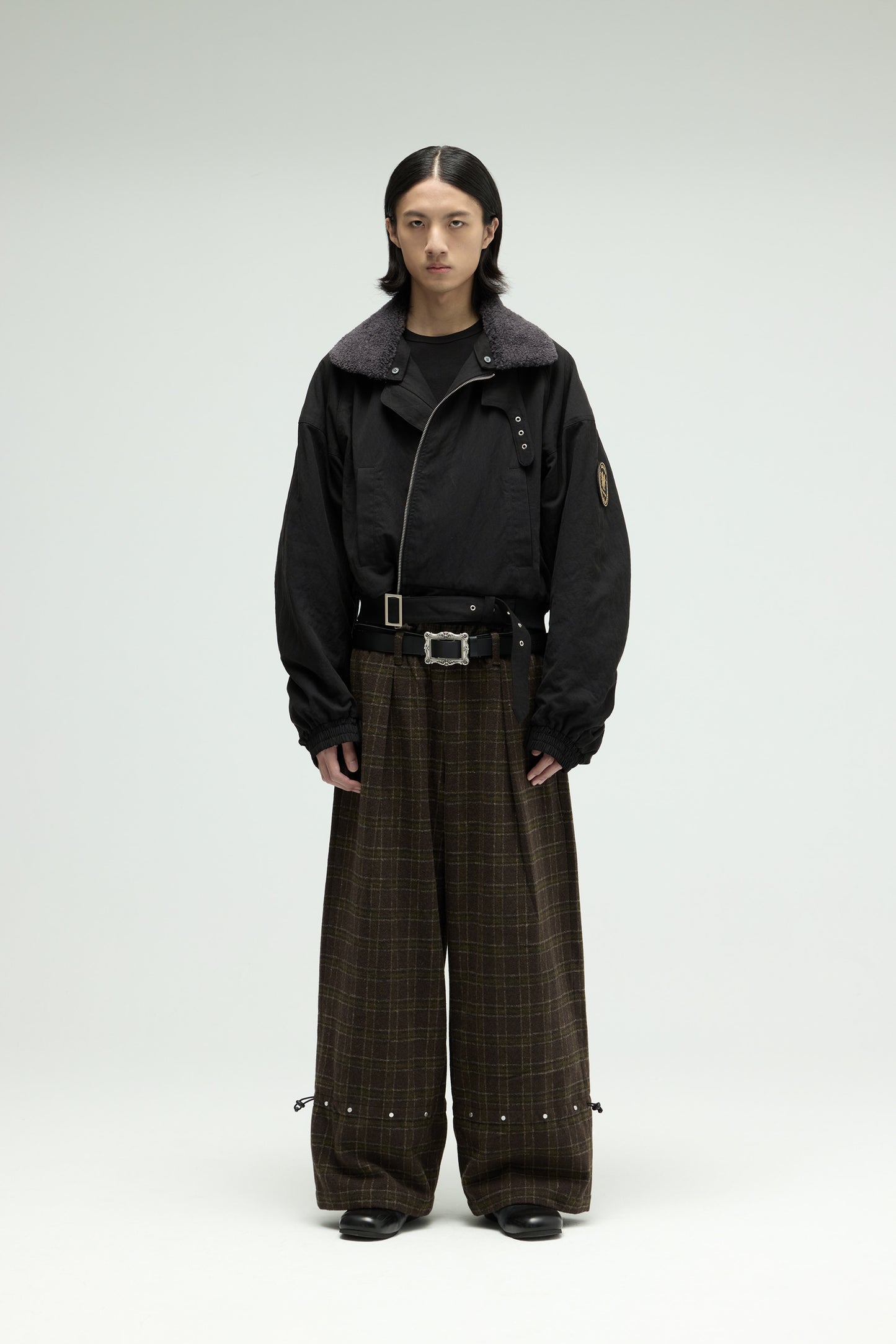 EQUALNEAR_Heartcore Bomber Jacket (Black)