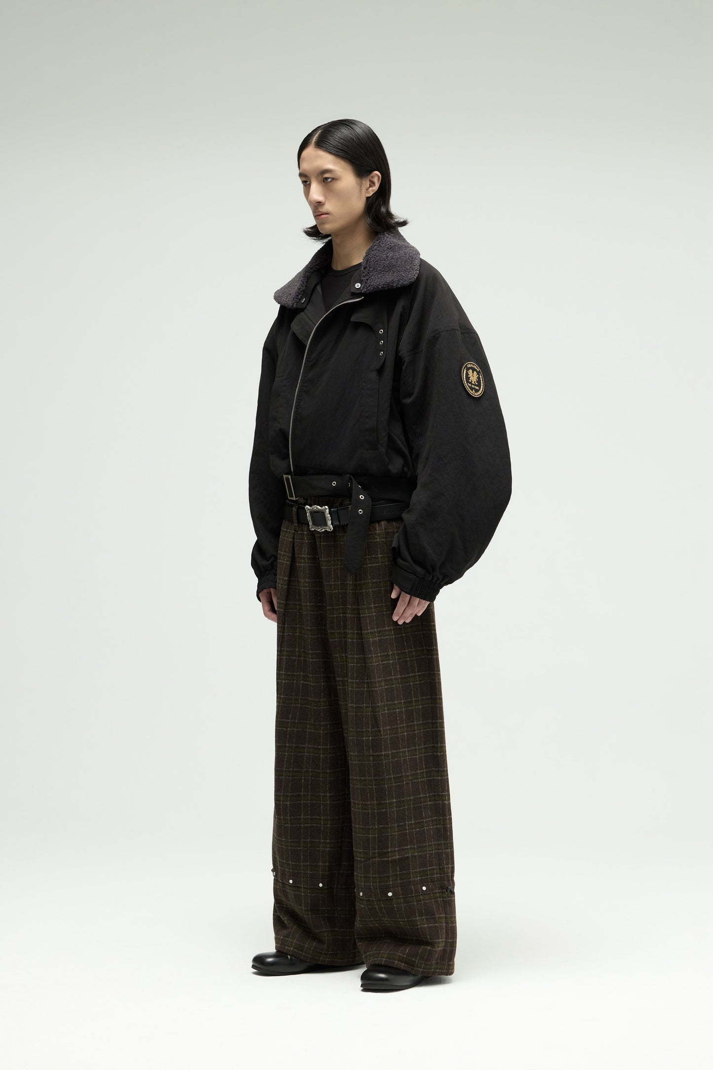 EQUALNEAR_Heartcore Bomber Jacket (Black)