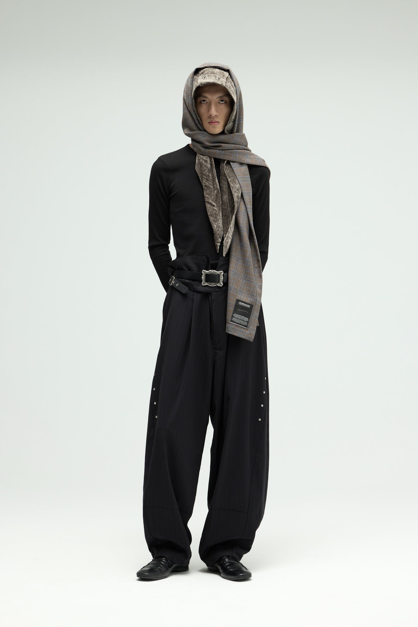 EQUALNEAR_Napkin Scarf (Sand)