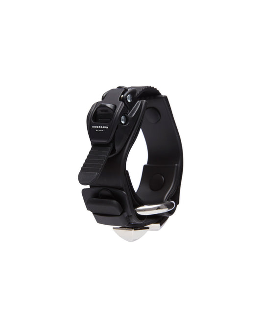 INNERRAUM_OBJECT B01 1-RING-STUDS-BRACELET (Black Matt)