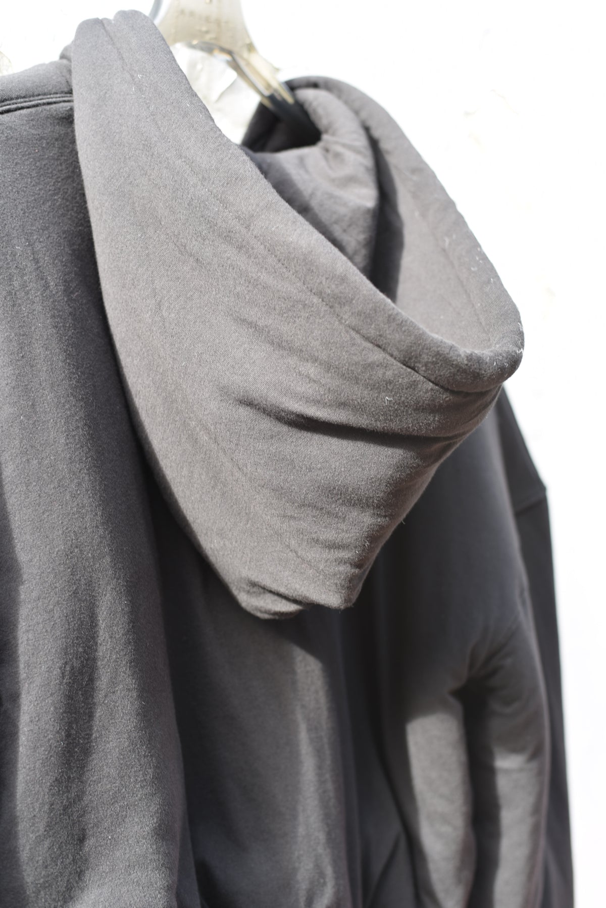 LU'U DAN_Wadded Hoodie (Soft Black)