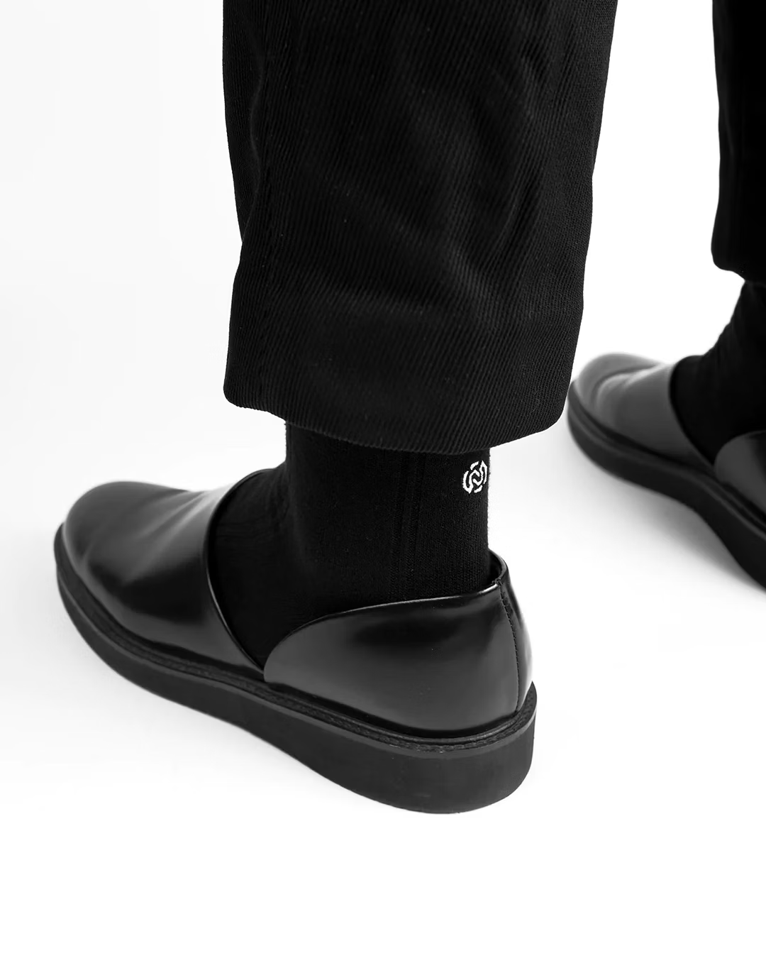 INCODER_ ENTER Mid Top Socks - ENTER 1