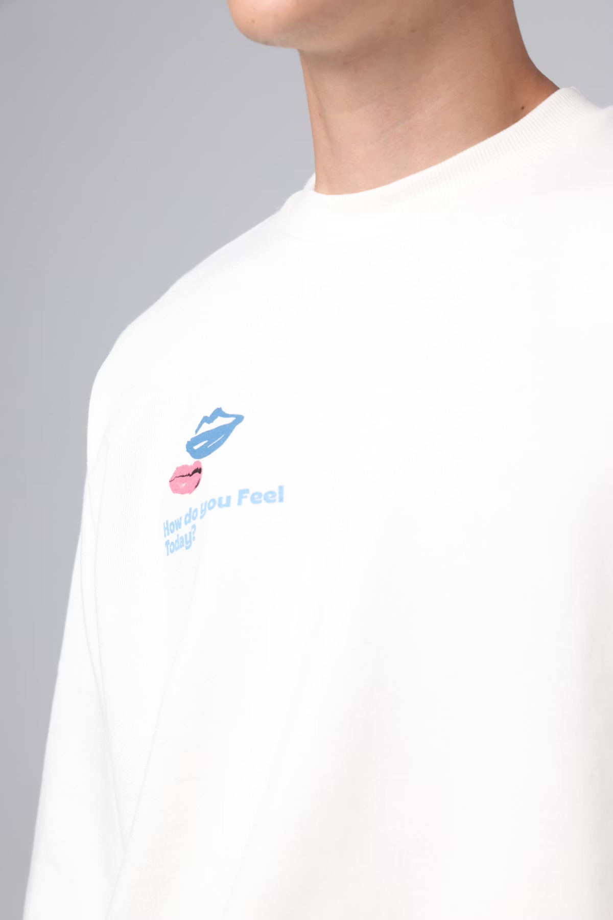 LOOSEJOINTS_Carlos Nuñez 'How do you feel.' SWEAT CREW (Off White)