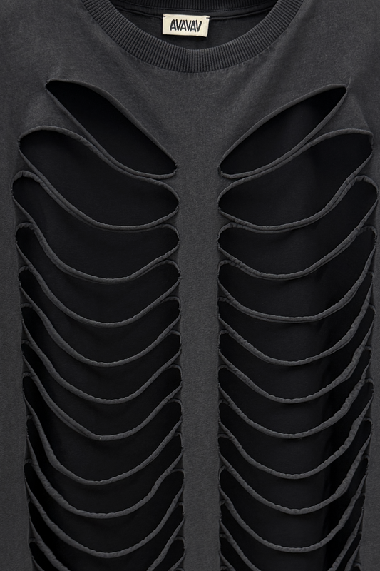 AVAVAV_CUT-OUT DOUBLE LAYER T-SHIRT (Black)