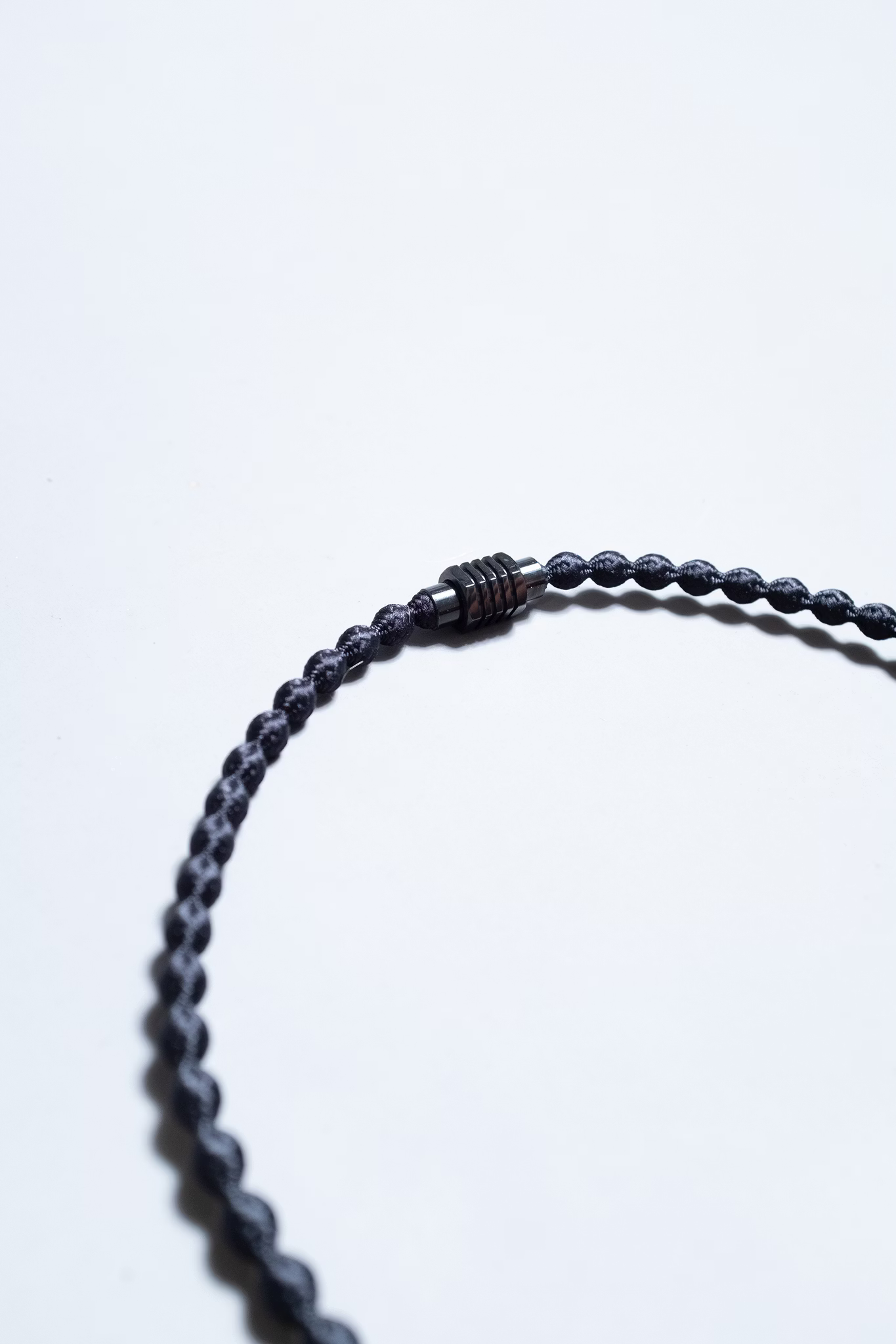 INCODER_iN Necklace-FANG