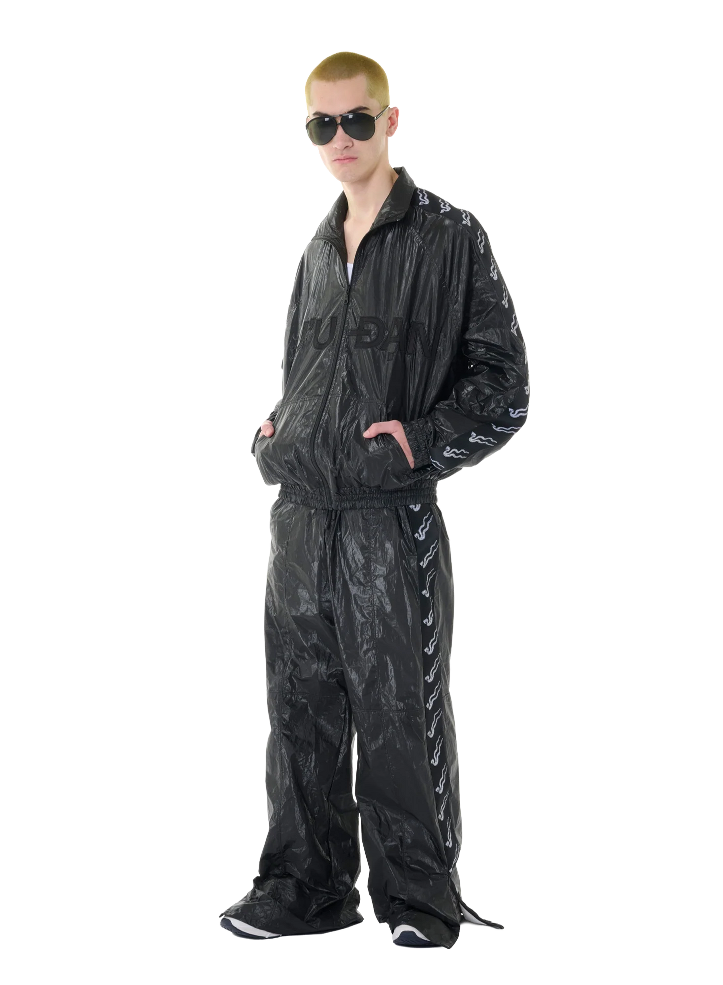 LU'U DAN_Windbreaker L-D (Black)