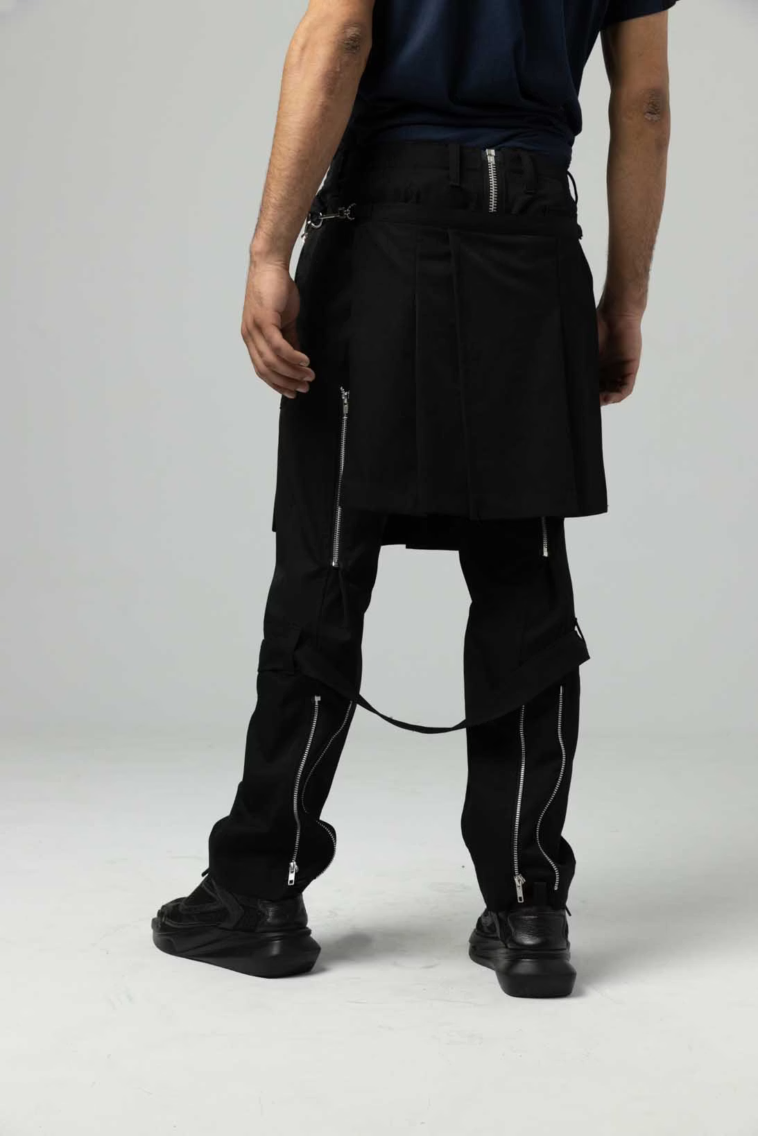 KOZABURO × sulvam_BONDAGE PANTS