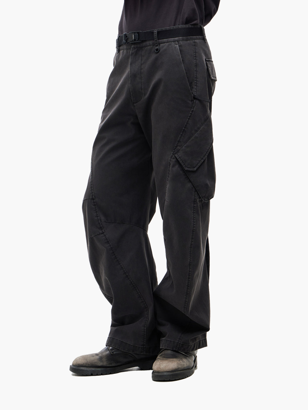 JiyongKim × KOLON SPORT_Multi-Pocket Trousers (Black)
