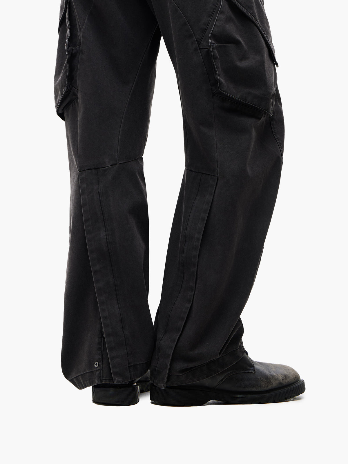 JiyongKim × KOLON SPORT_Multi-Pocket Trousers (Black)