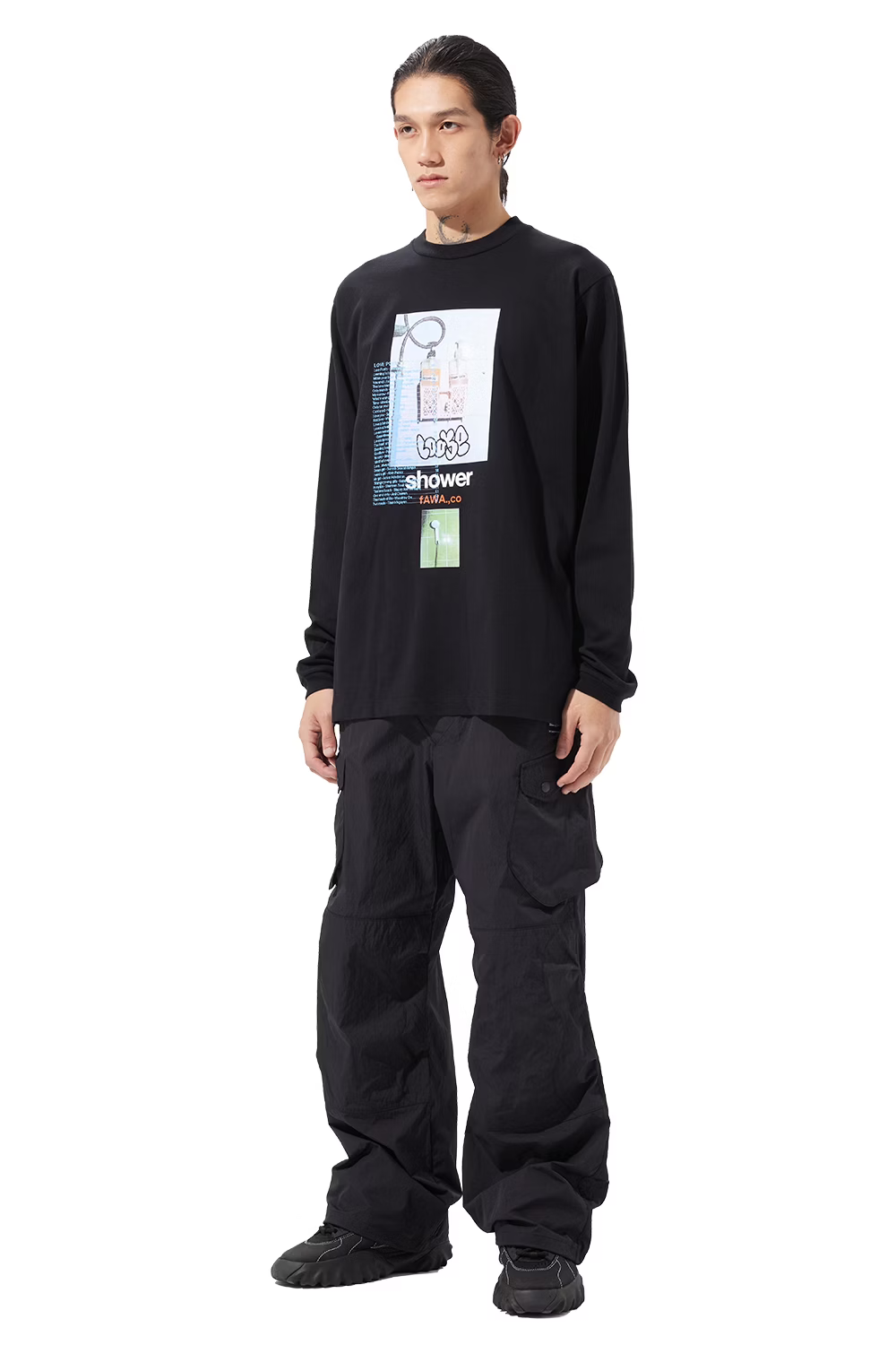 LOOSEJOINTS_CLAY ARLINGTON - 'SHOWERMAN' L/S TEE (Black)