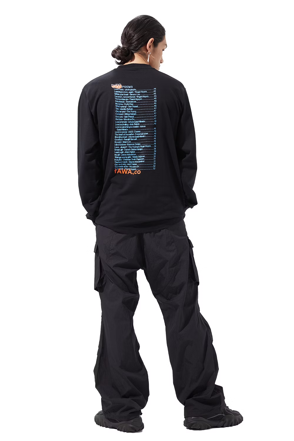 LOOSEJOINTS_CLAY ARLINGTON - 'SHOWERMAN' L/S TEE (Black)