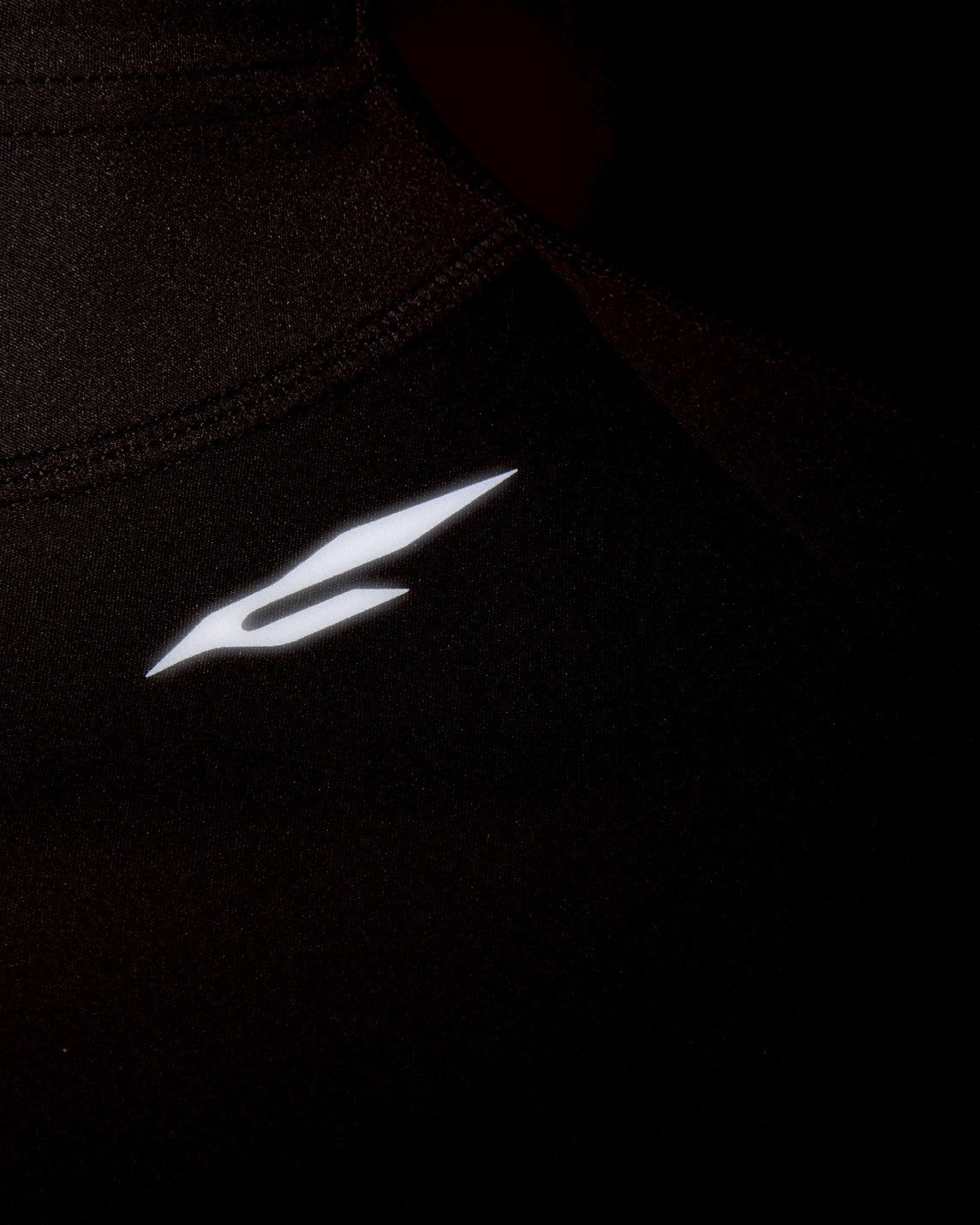 PROTOTYP_PTP-25A-TT-003 ACCELERATION Backdraft Top (Black)