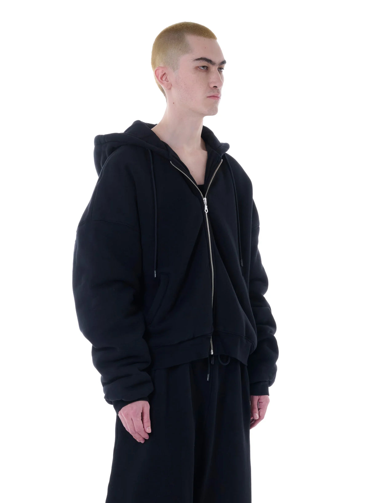 LU'U DAN_Wadded Hoodie (Soft Black)