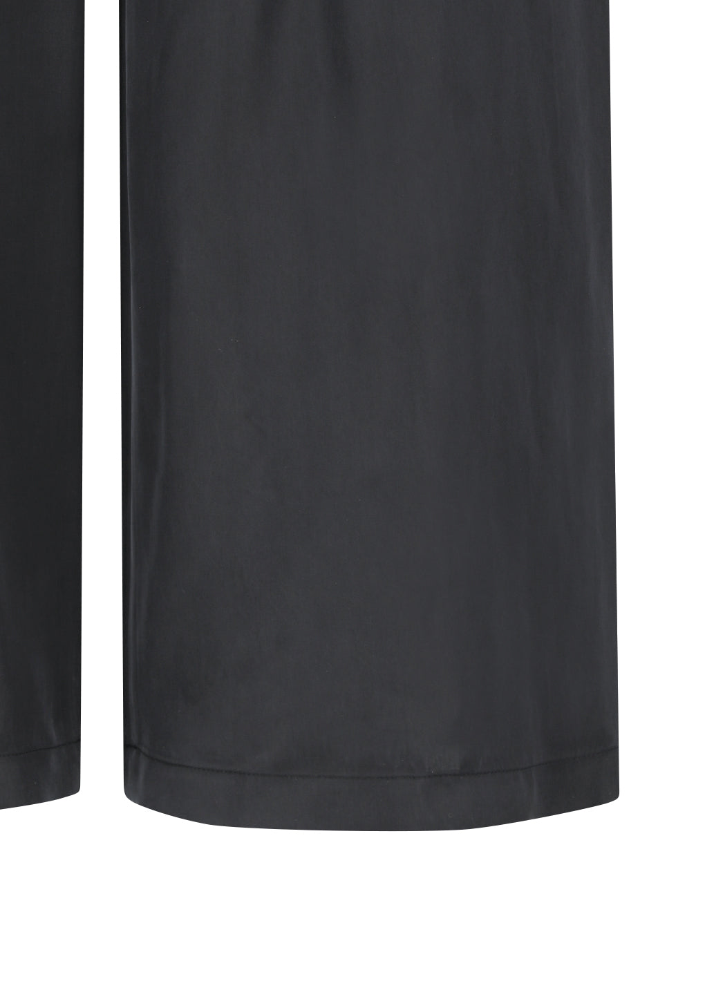 AMOMENTO_MEN'S CUPRO TWO TUCK WIDE PANTS (Black)