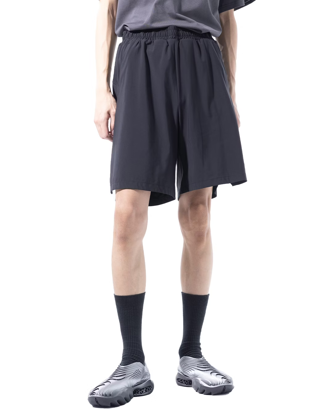 NOUVEAU PROJECT_INTERLUDE S/S TRAINING SHORTS (Black)