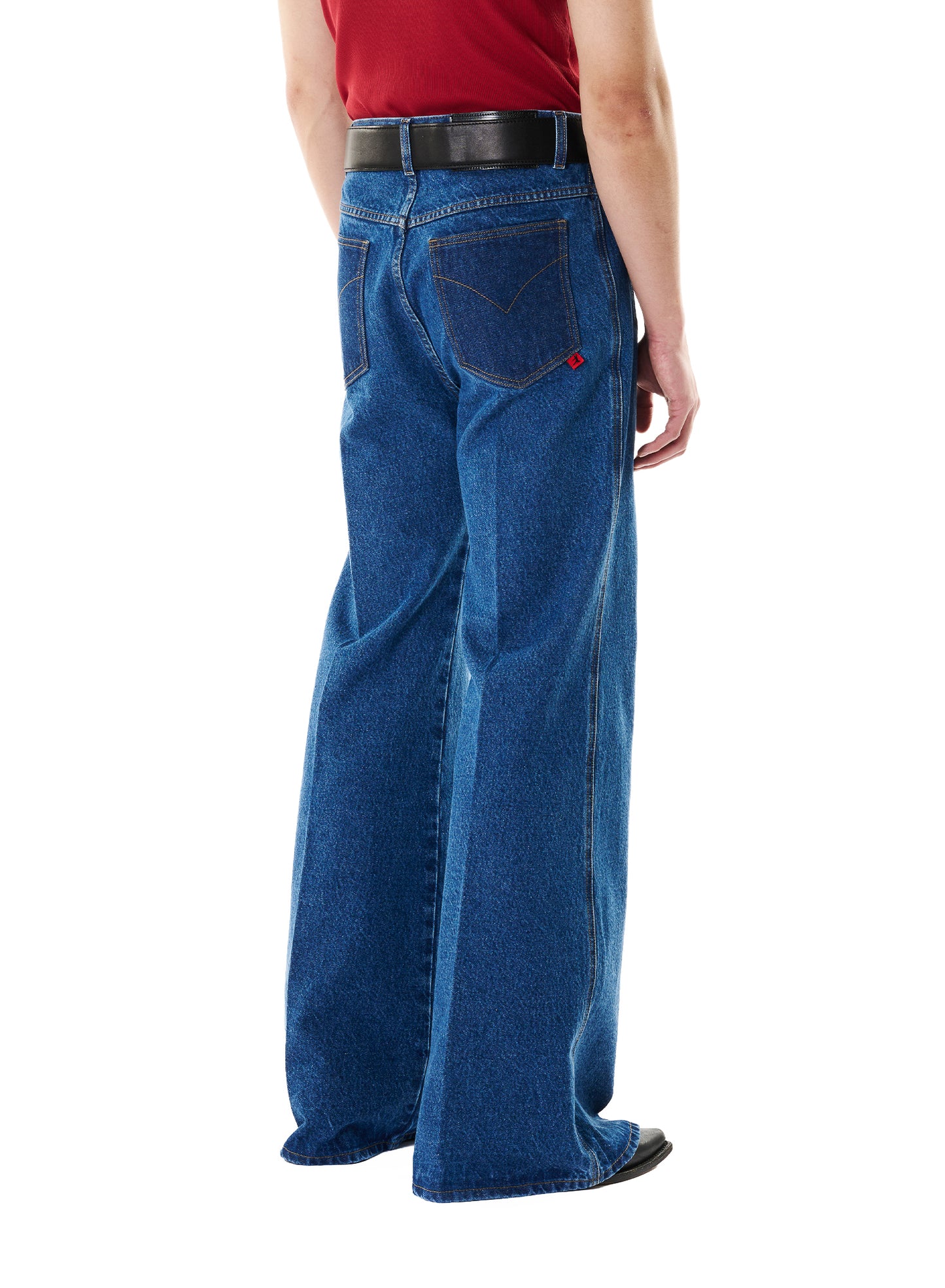 LU'U DAN_NOCTURNAL FLARE (70'S Blue)
