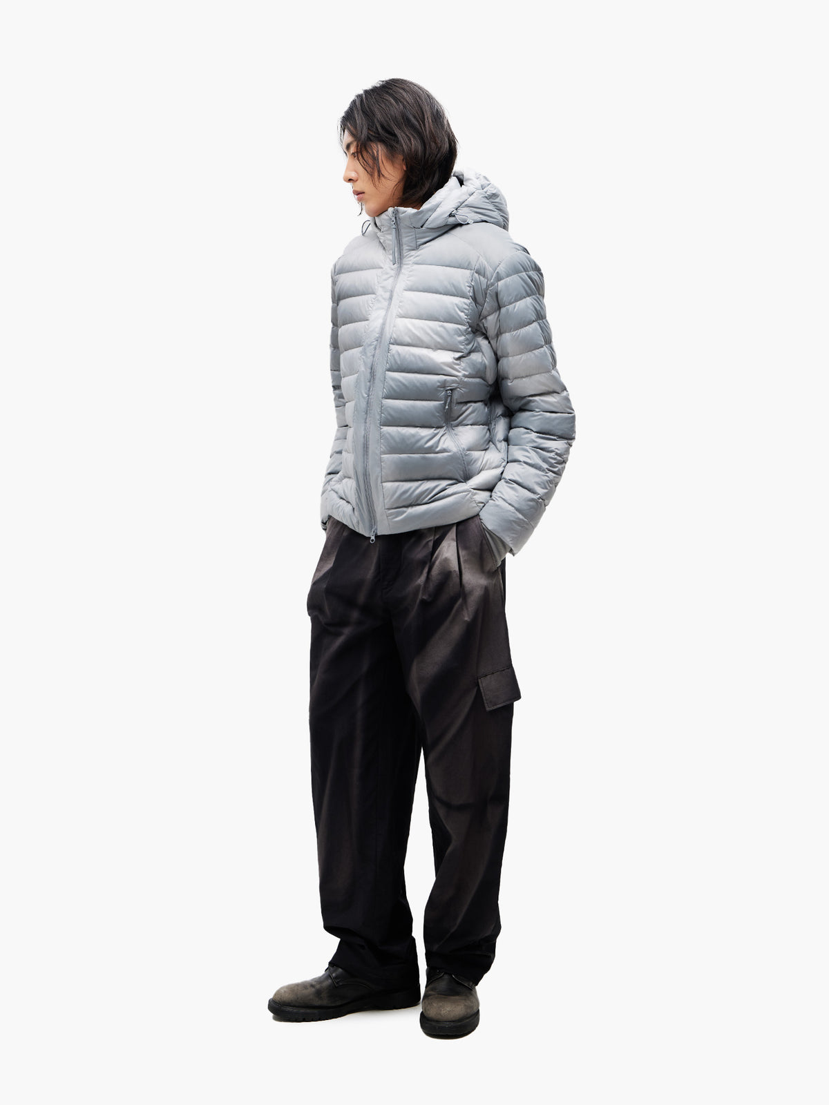 JiyongKim_Sun-Bleached Pleated Trousers (Black)