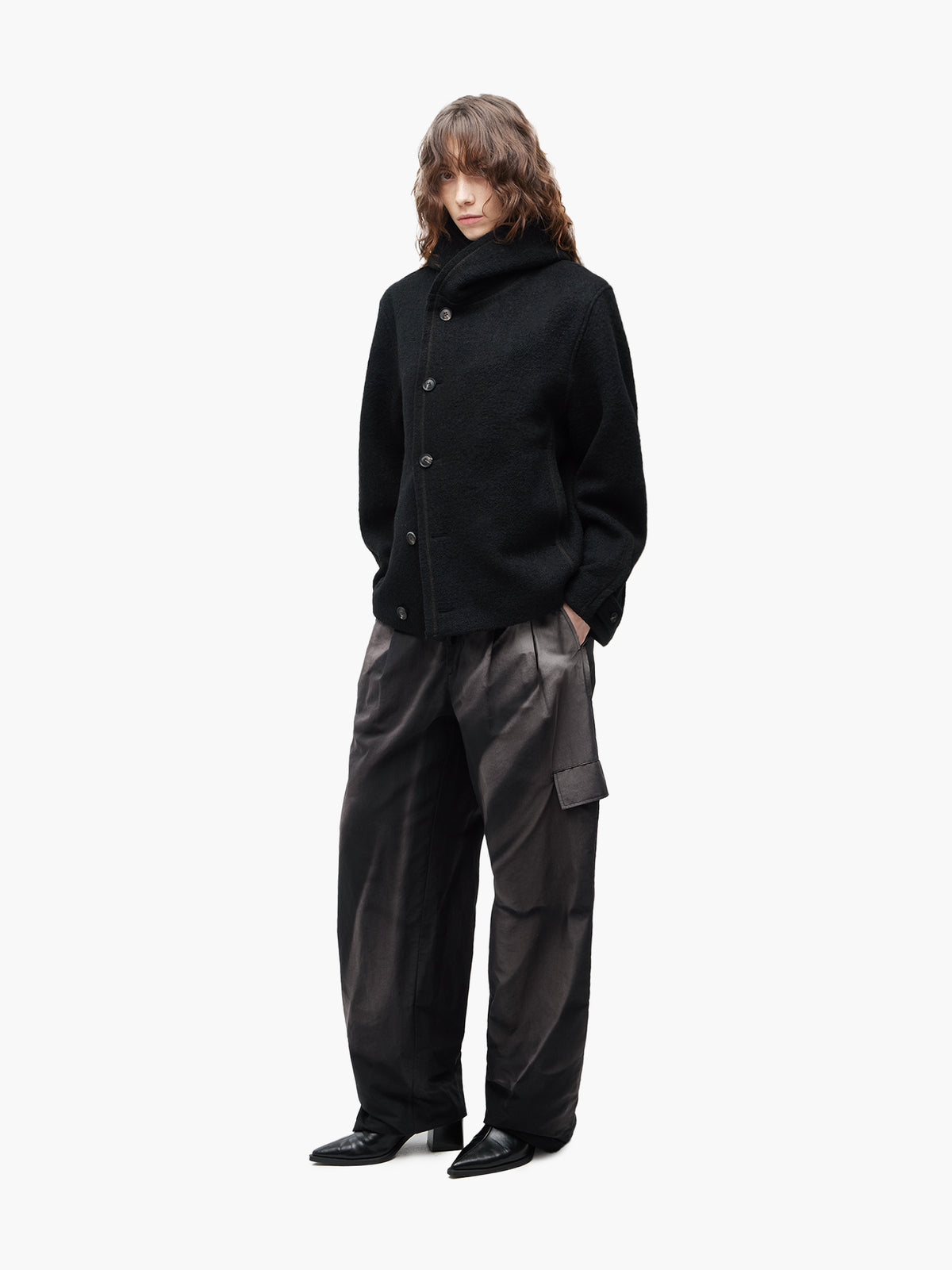 JiyongKim_Sun-Bleached Pleated Trousers (Black)