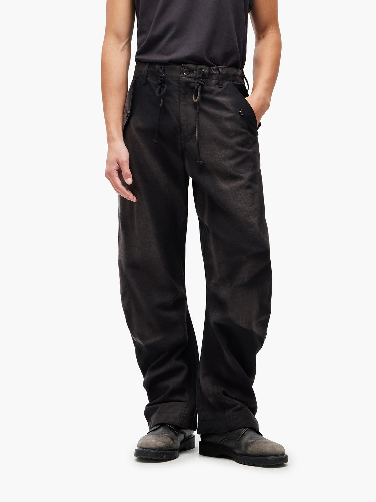 JiyongKim_Sun-Bleached Twisted Trousers (Black)