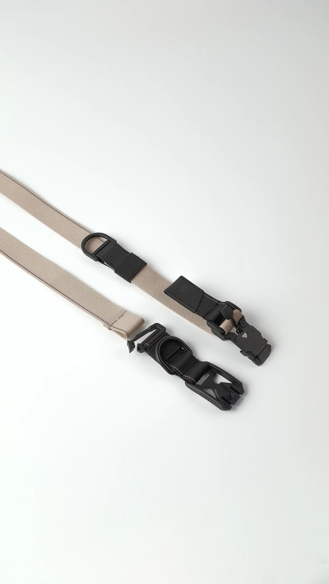 INCODER_ R.F Two strip belt (Sand)