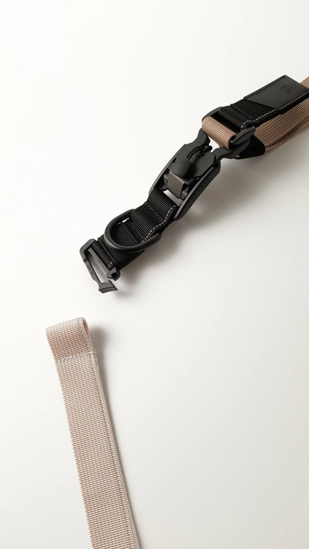 INCODER_ R.F Two strip belt (Sand)