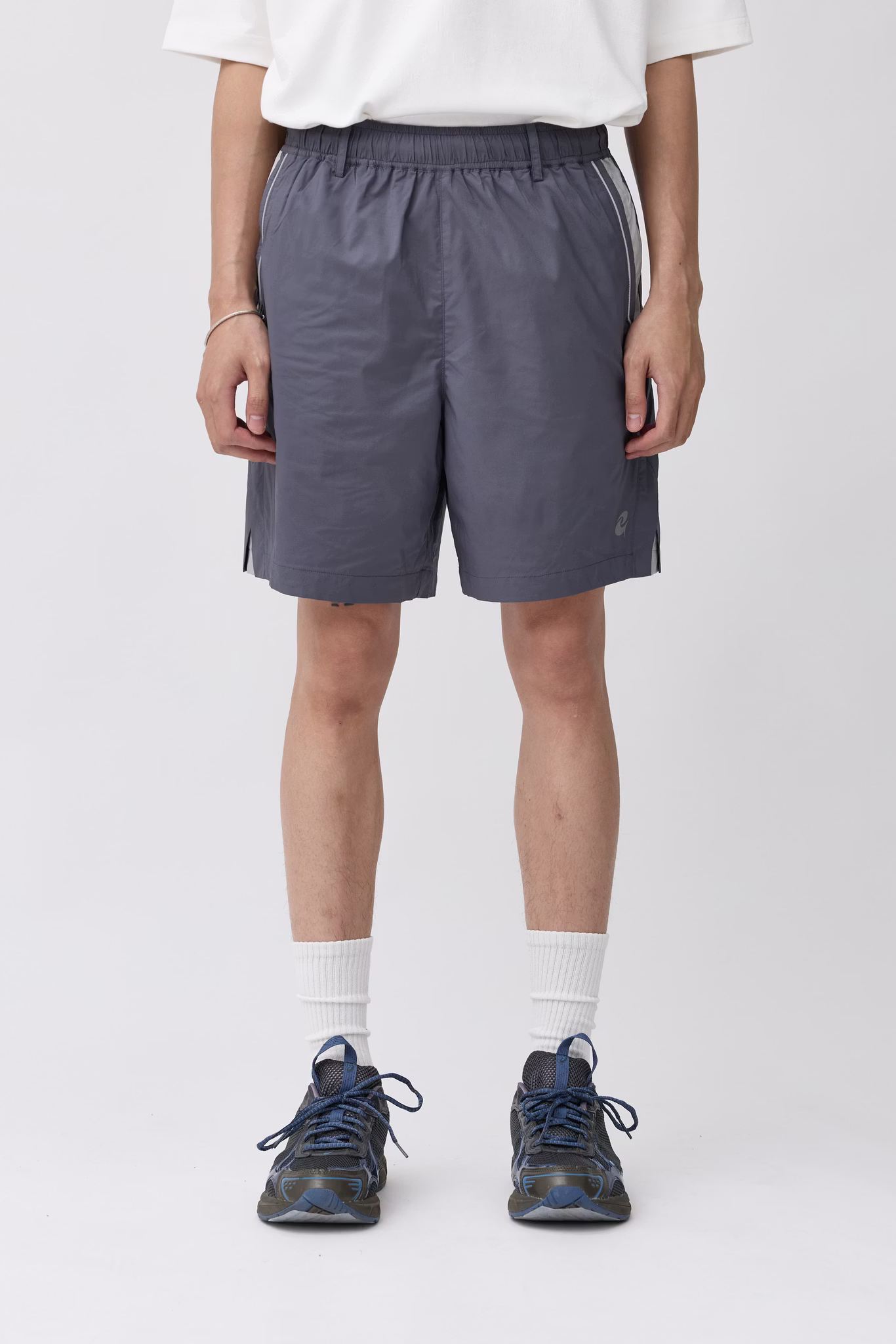 EQUALNEAR_C&G Logo Sport Shorts (Gray)