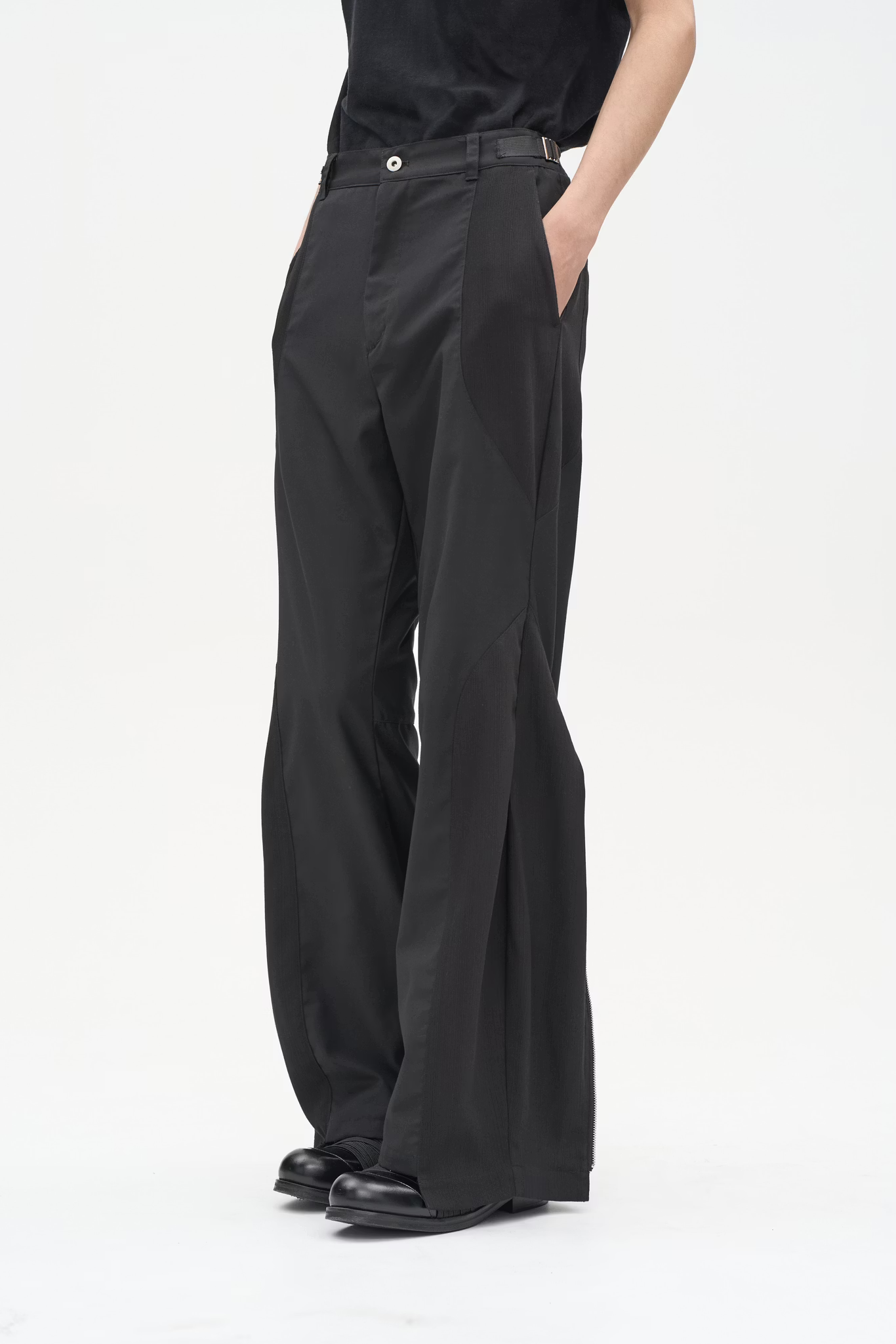 EQUALNEAR_Shadow Tailored Pants (Black)