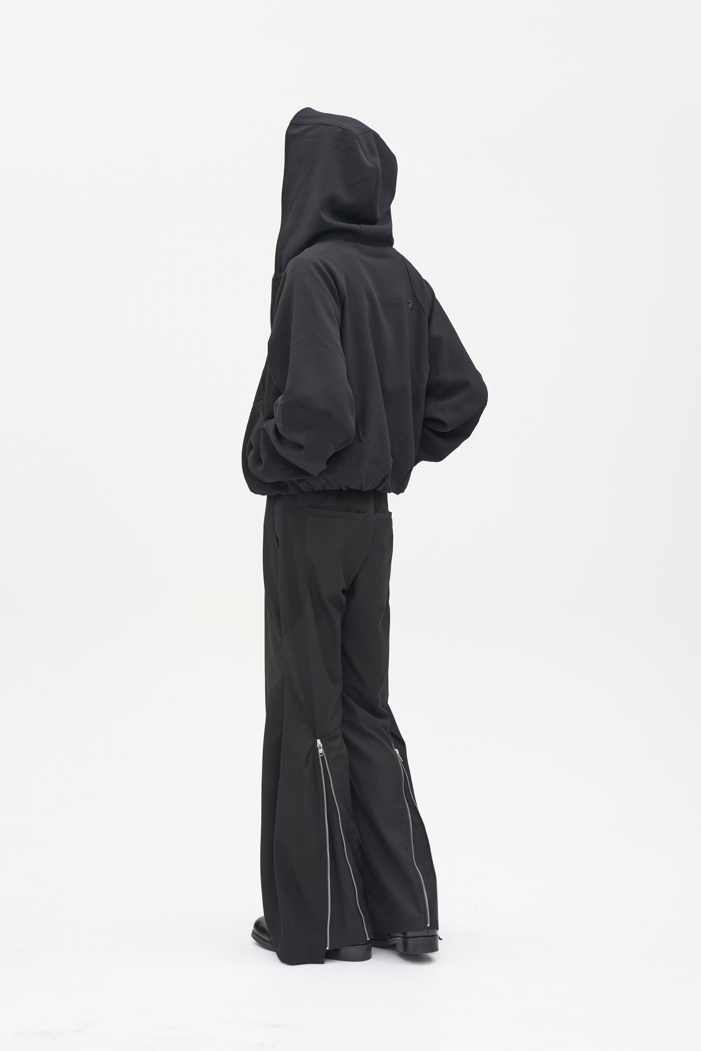 EQUALNEAR_Shadow Tailored Pants (Black)