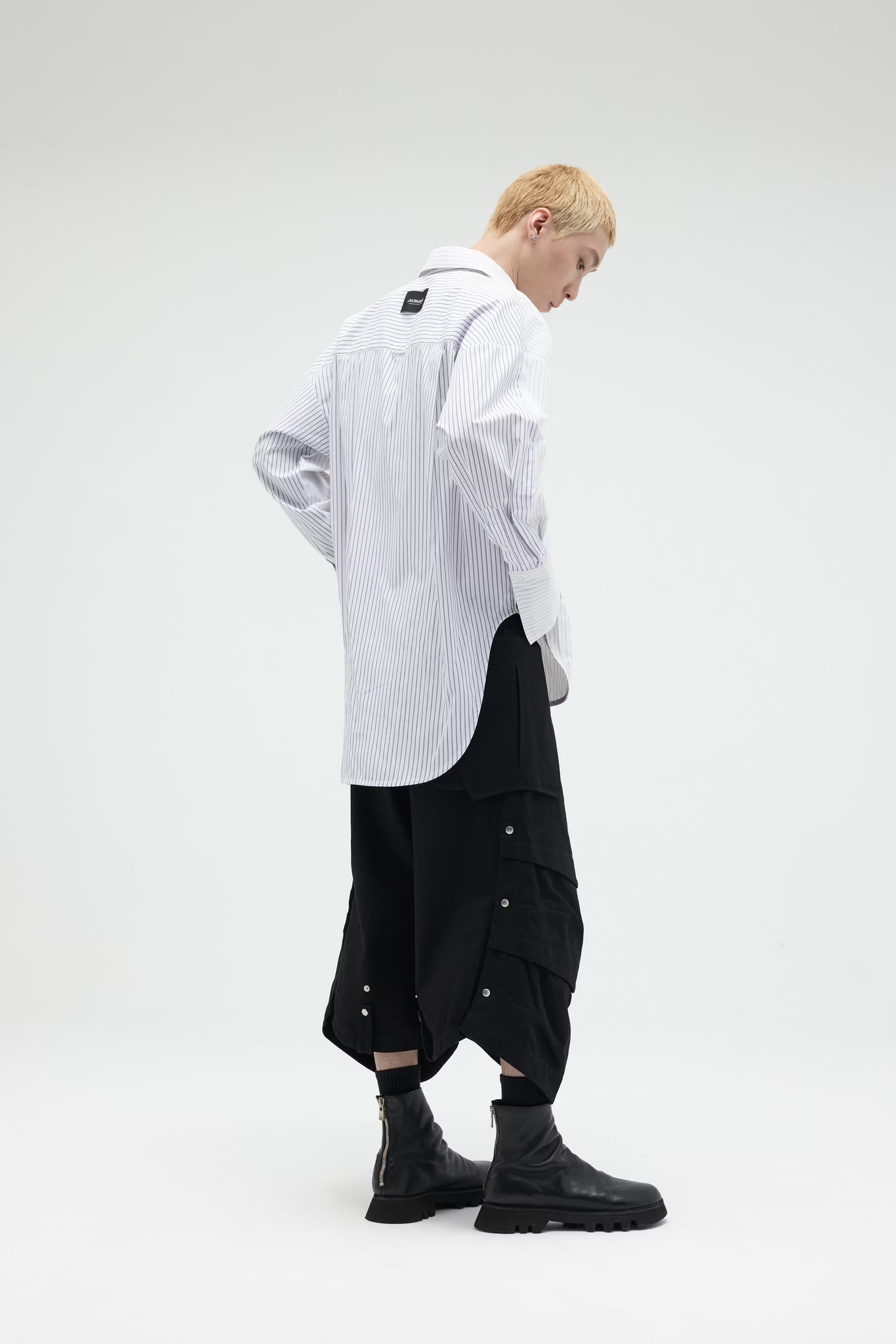 EQUALNEAR_The Sword LS Shirt (White)