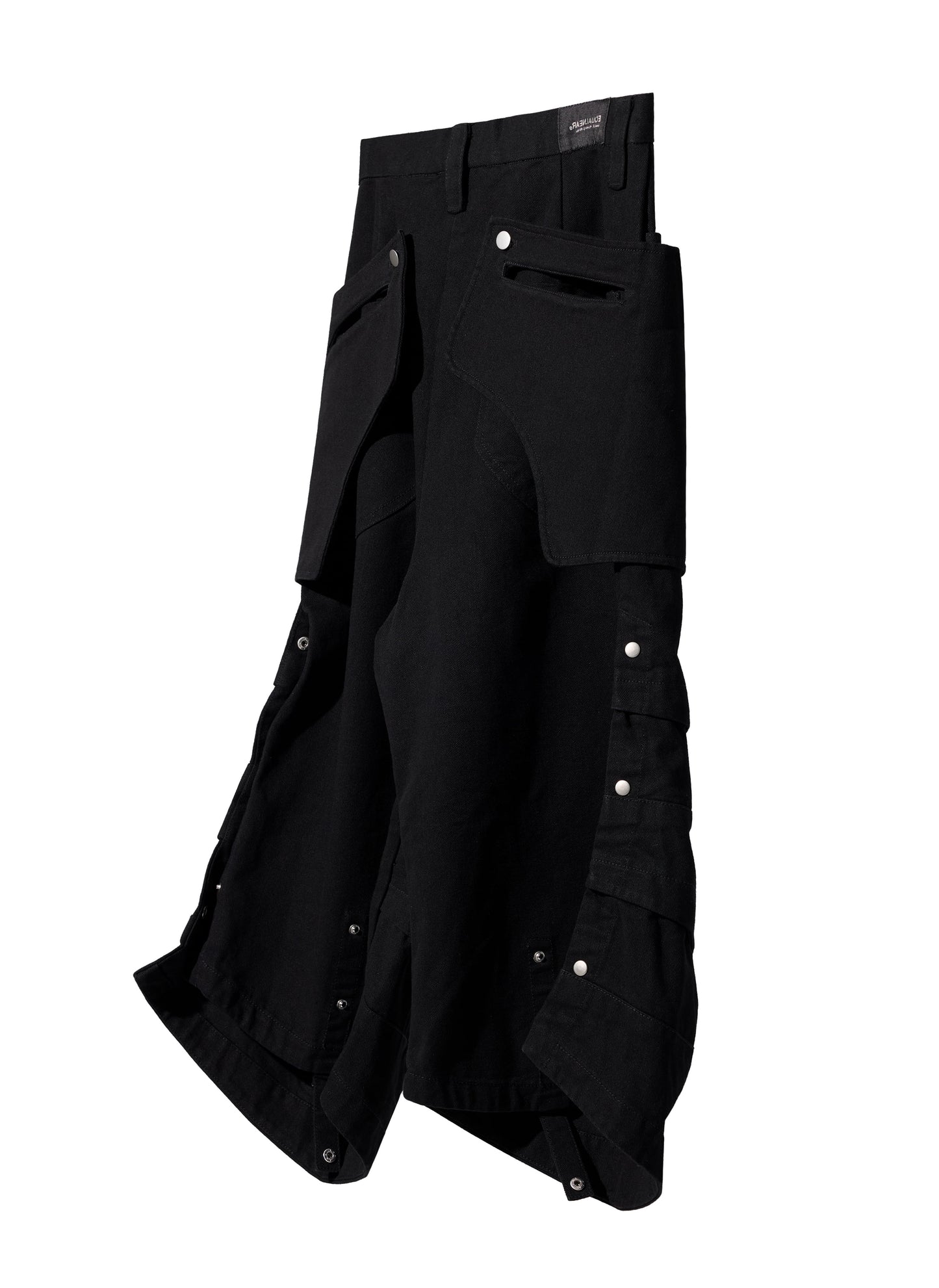 EQUALNEAR_Armor Jorts (Black)