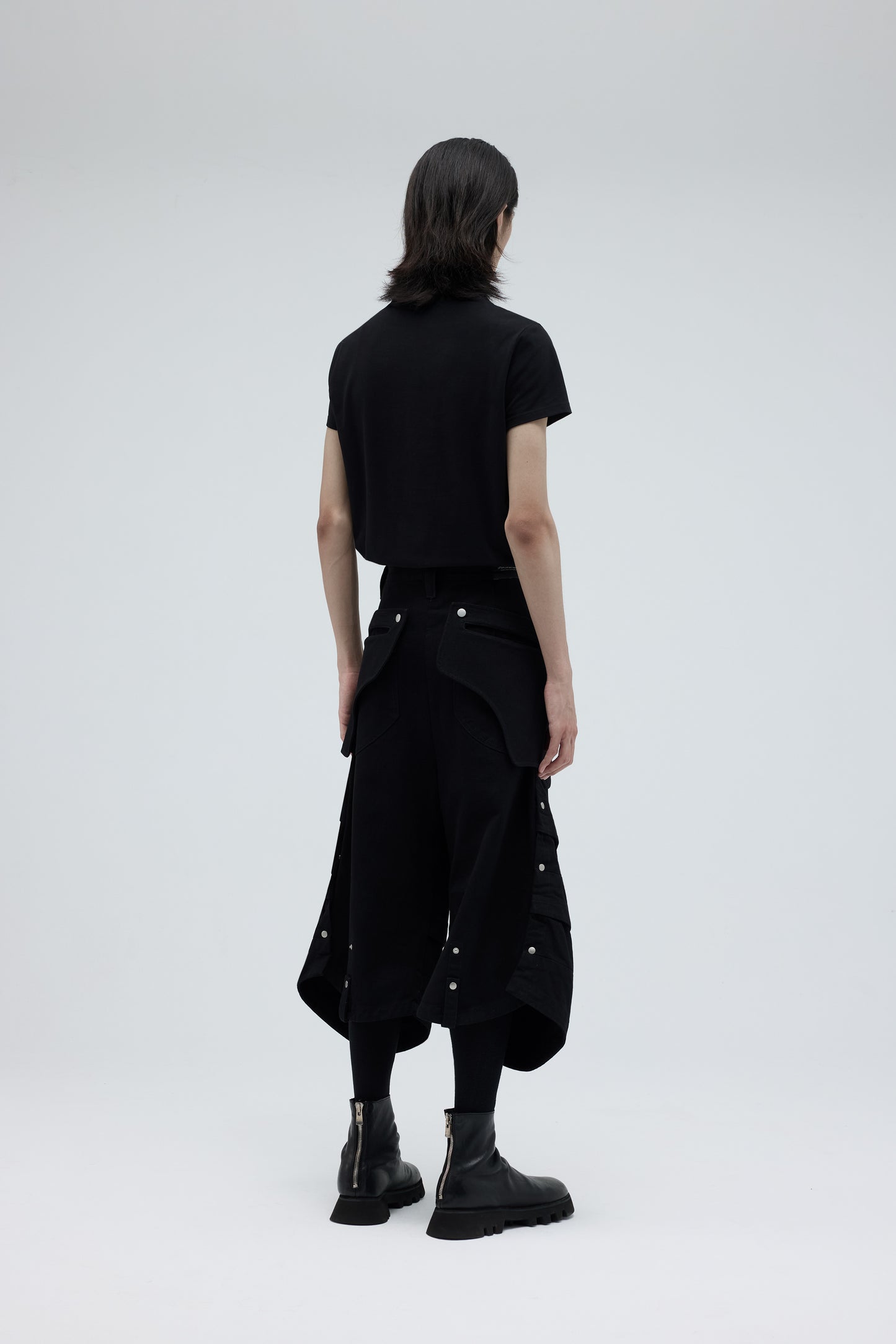 EQUALNEAR_Armor Jorts (Black)