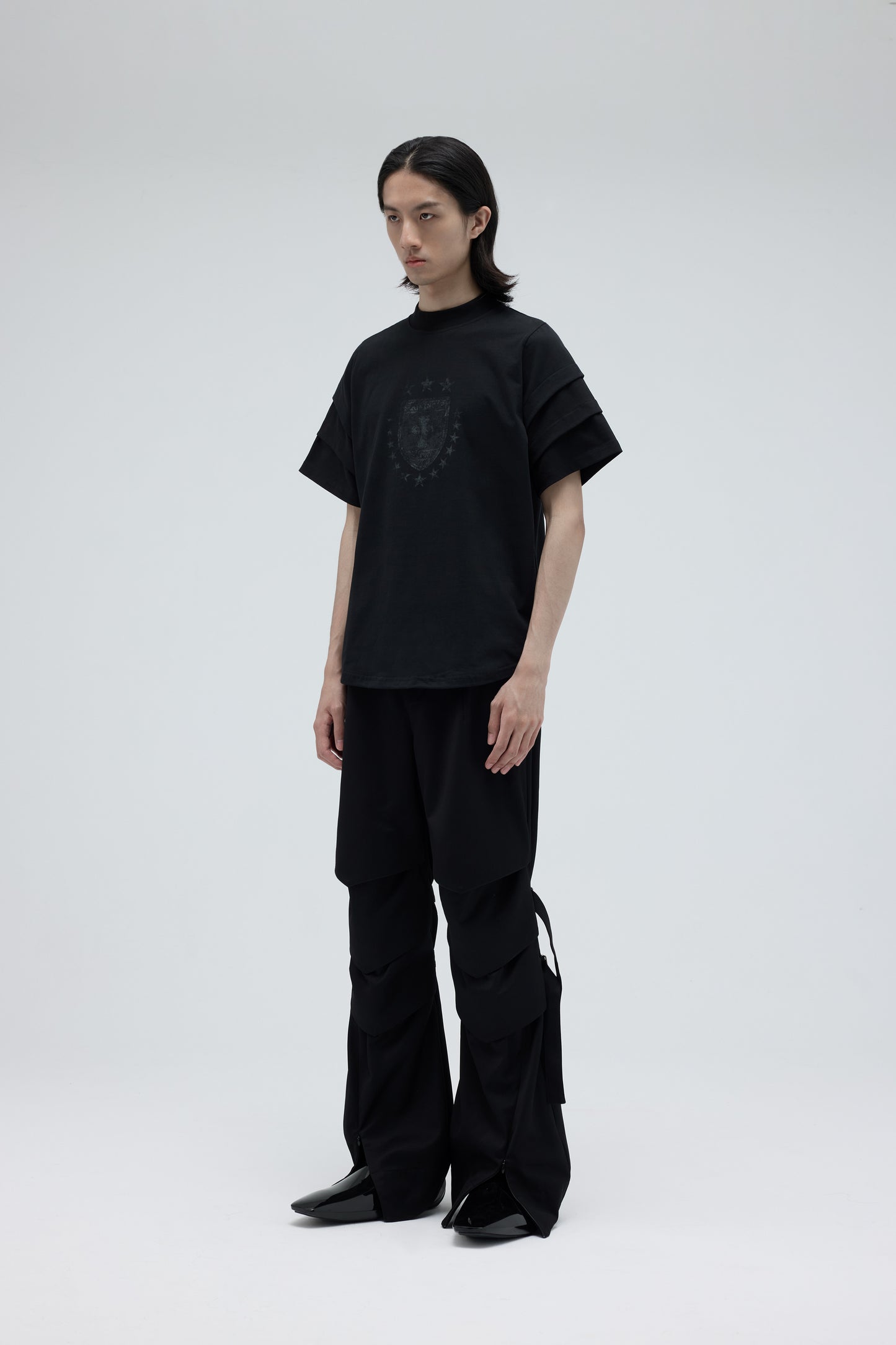 EQUALNEAR_Knight Tee (Black)