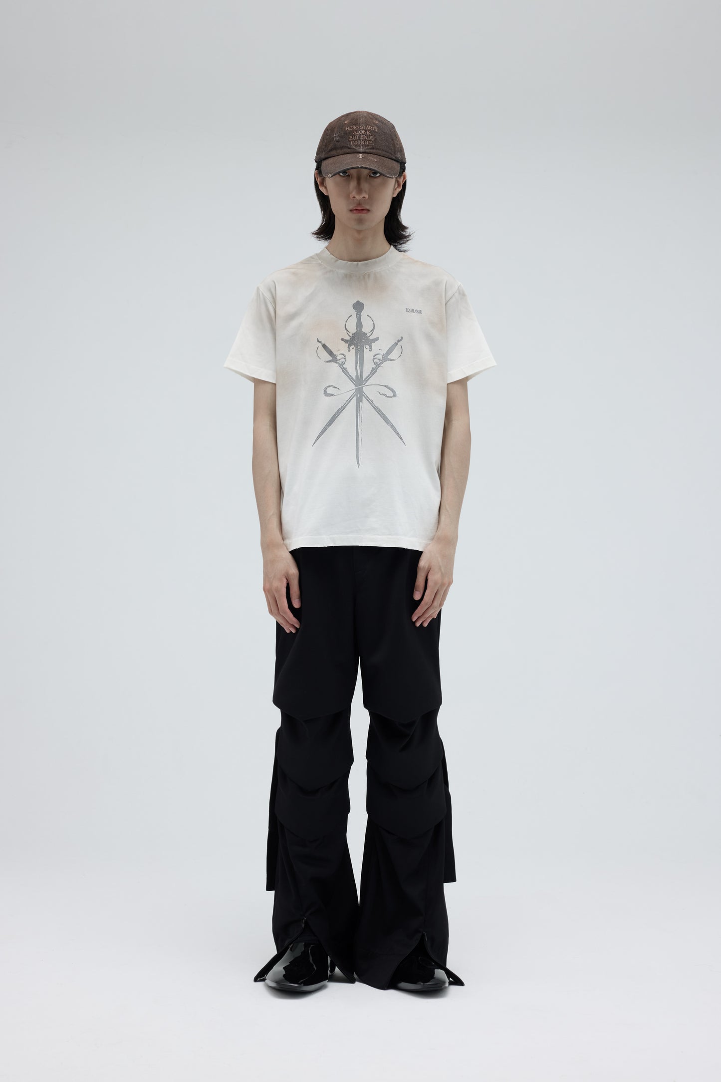 EQUALNEAR_Saber Tee-Classic Fit (White)