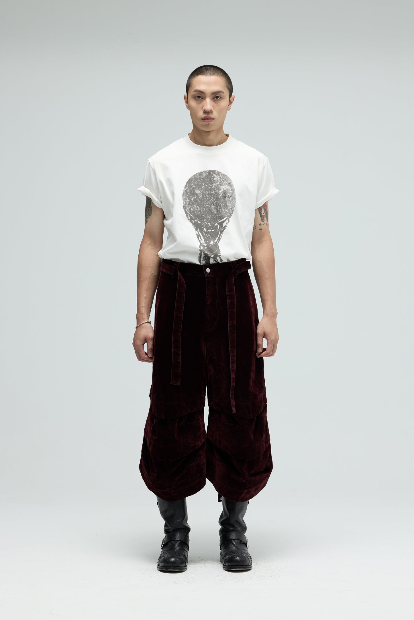 EQUALNEAR_Sisyphus Tee (White)