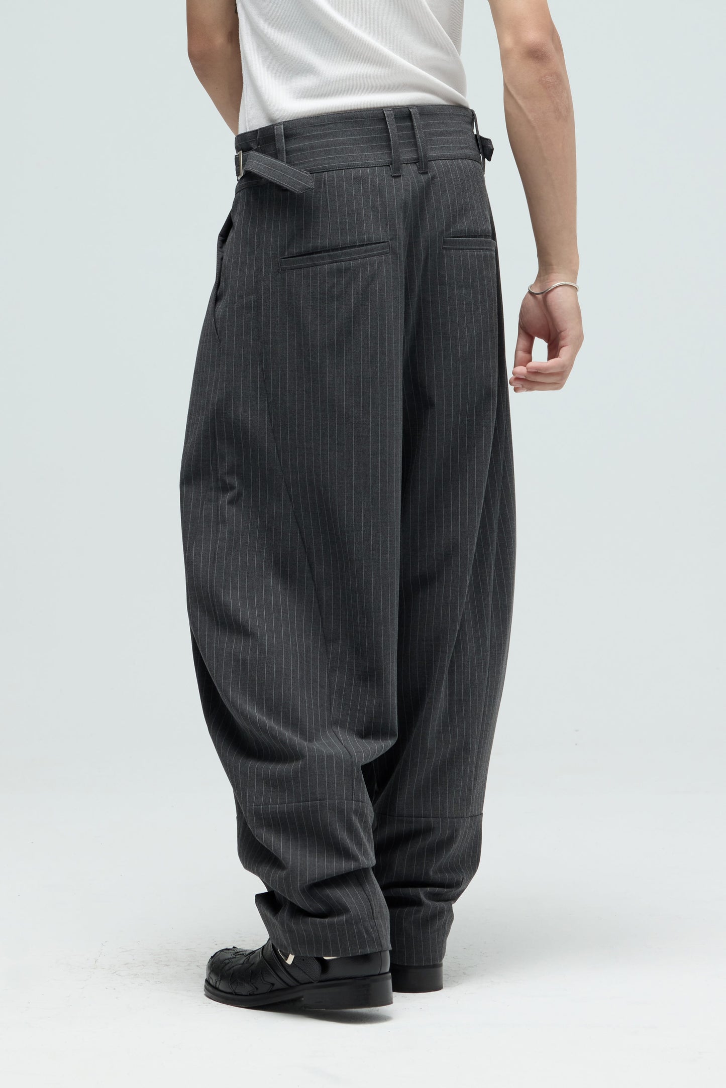 EQUALNEAR_Champion Wide Pants (Gray)