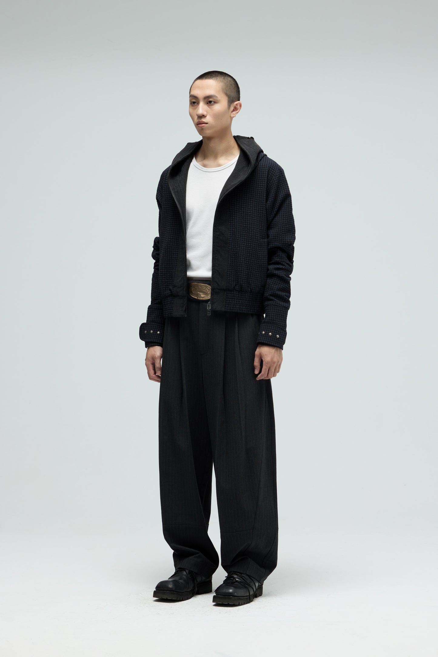 EQUALNEAR_Boxer Hoodie (Black)