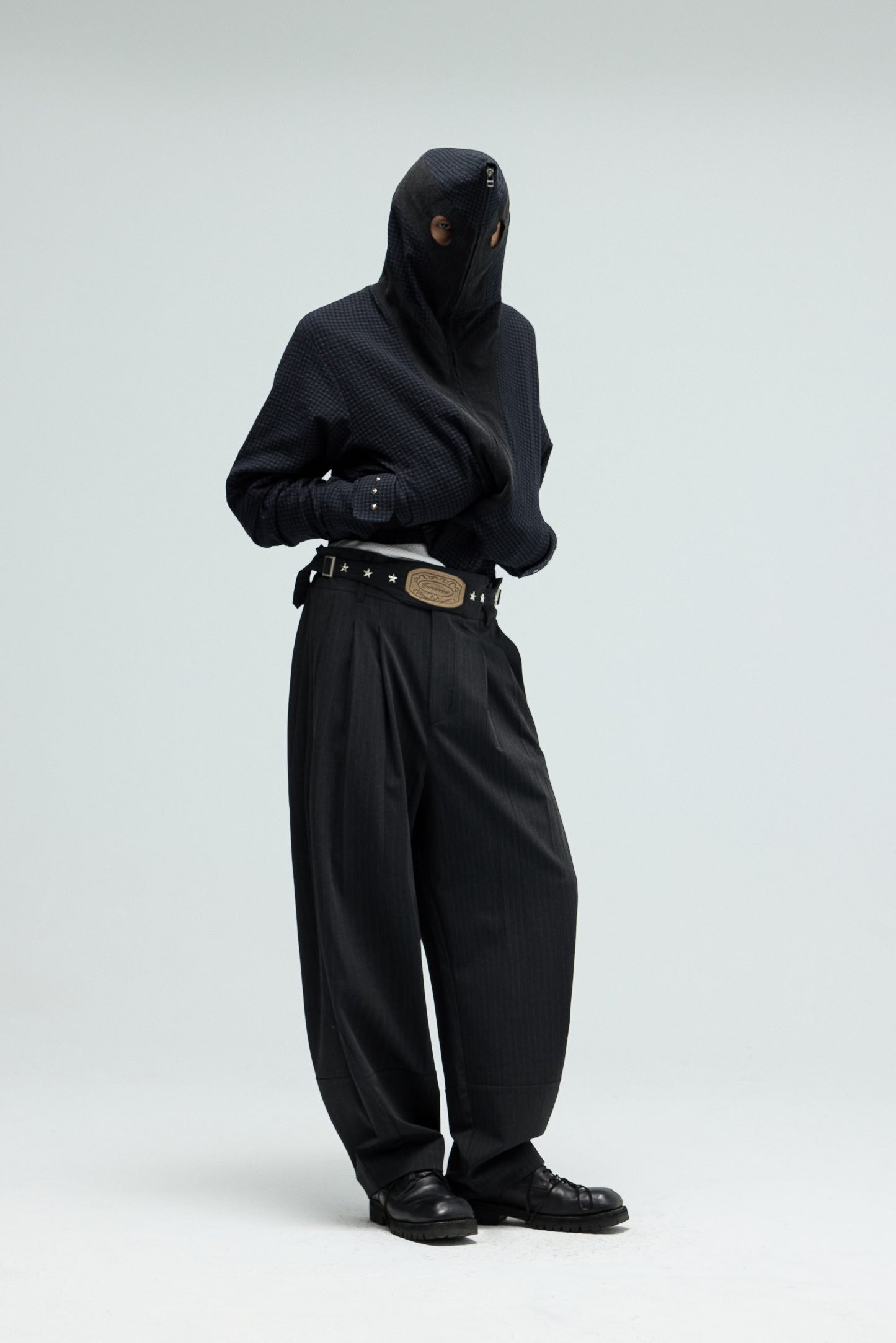 EQUALNEAR_Boxer Hoodie (Black)