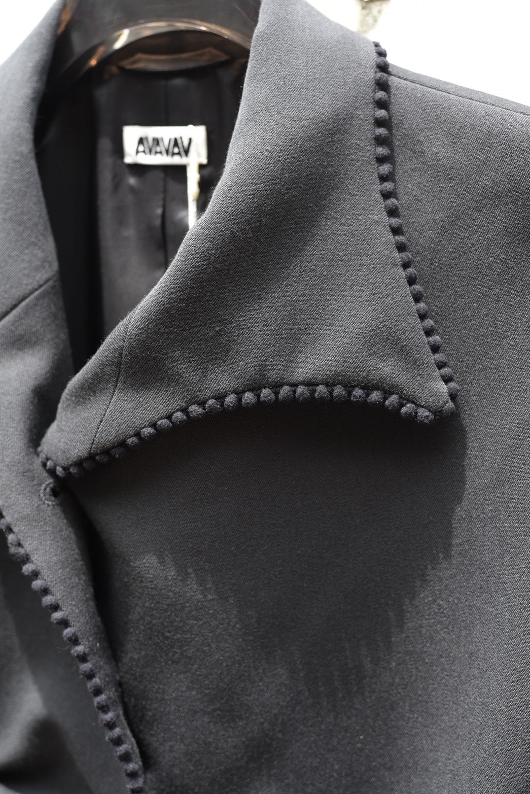 AVAVAV_AVAVAV PLEATED BLAZER (Black)