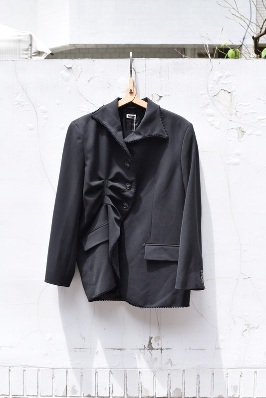 AVAVAV_AVAVAV PLEATED BLAZER (Black)