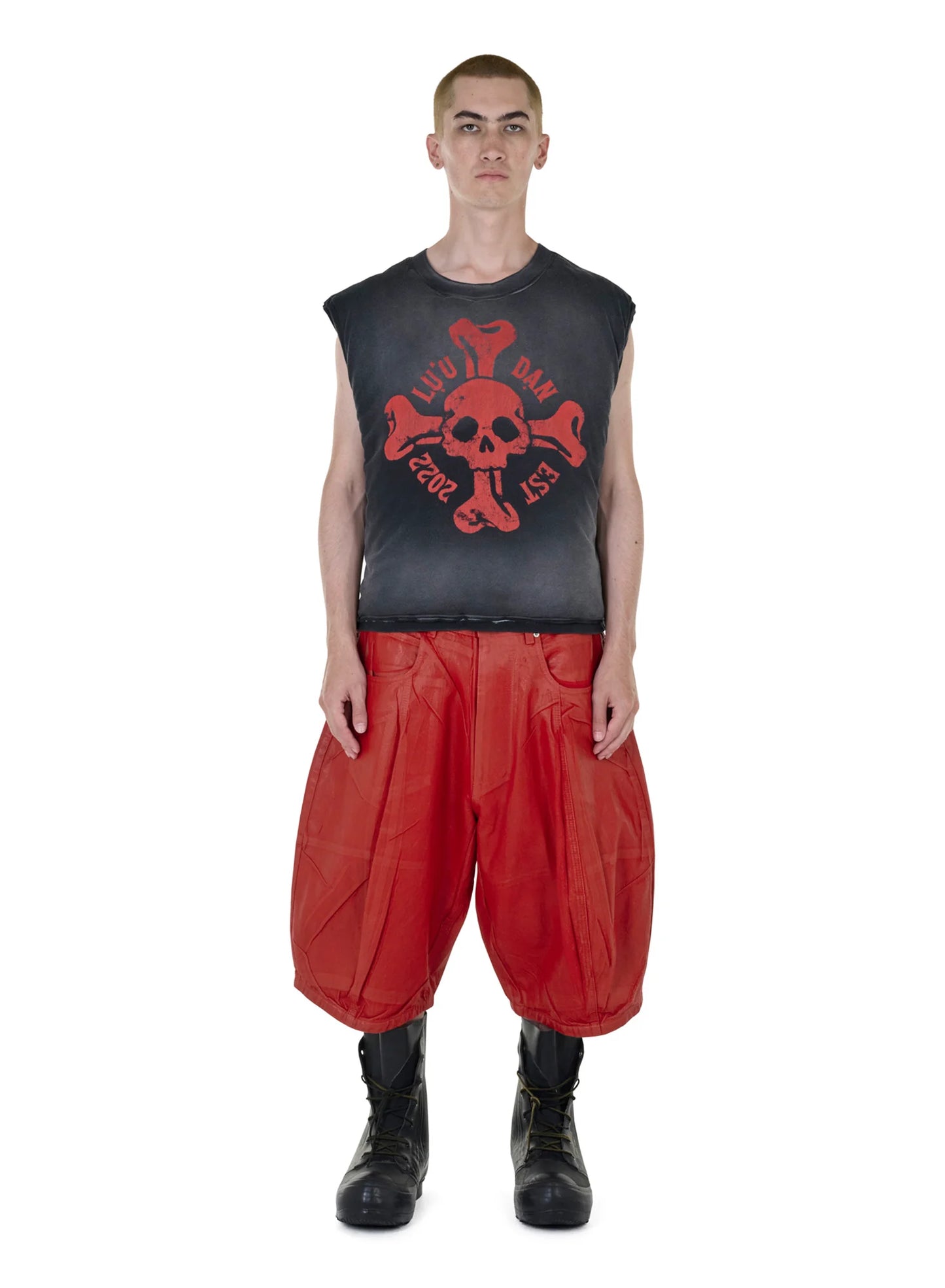 LU'U DAN_WADDED SLEEVELESS TEE (Faded Black)