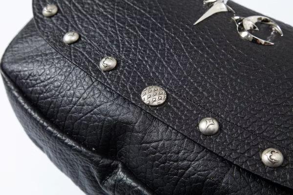 Thug Club_Dragon Messenger Bag (Black)