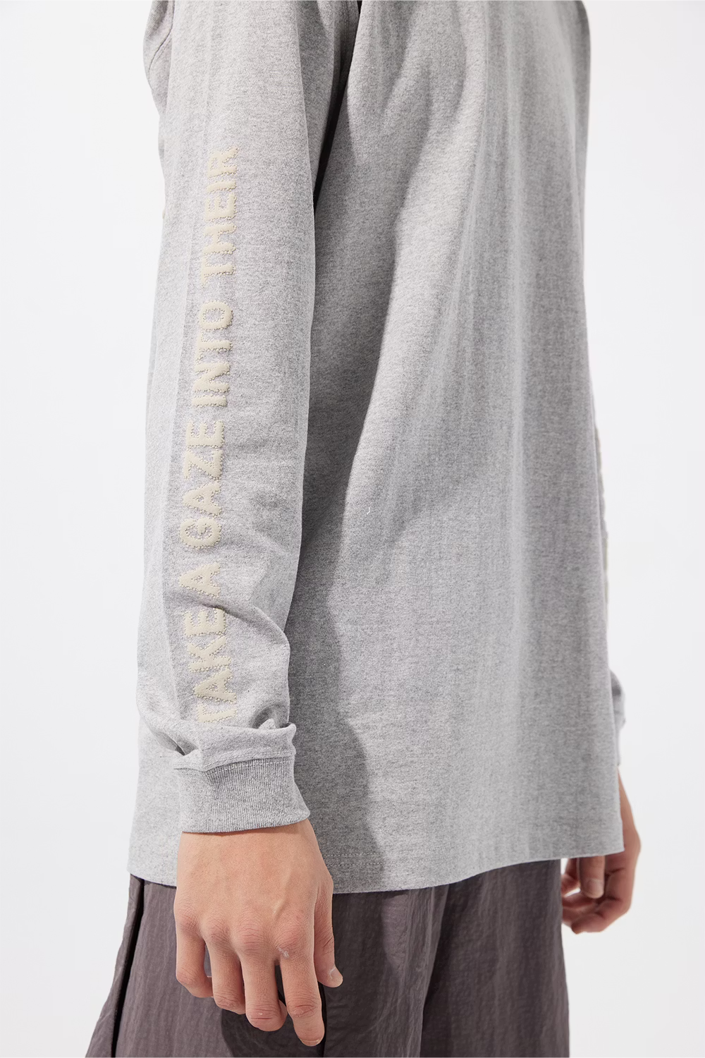 Wave of Sand_PRINT LOGO LONG T SHIRTS (Stone)