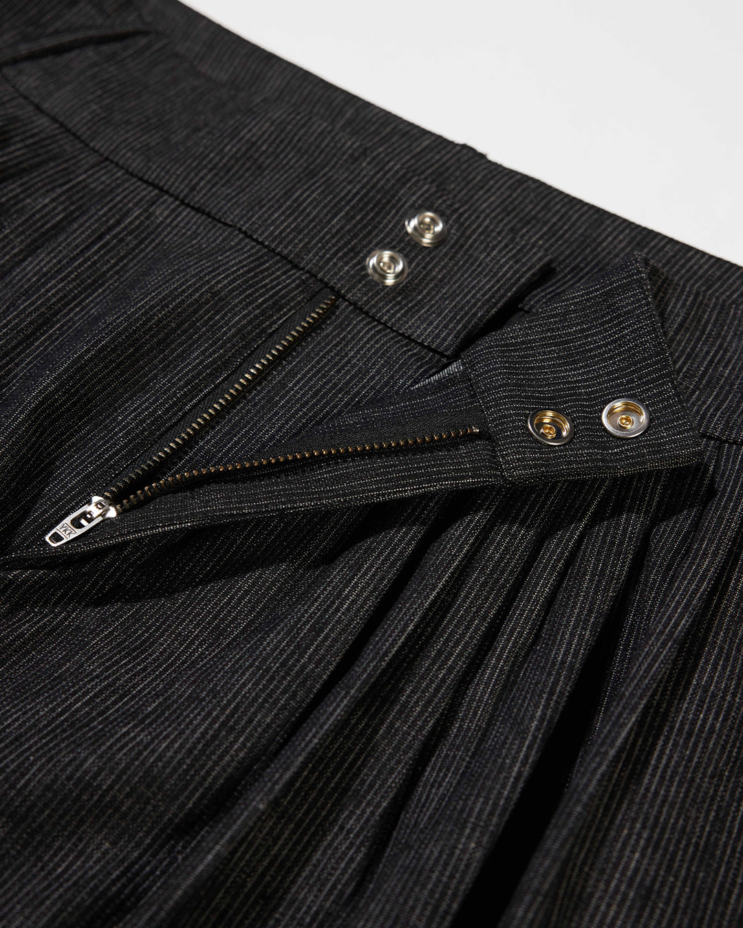 NOUVEAU PROJECT_DENIM CURVED PANTS (Black)