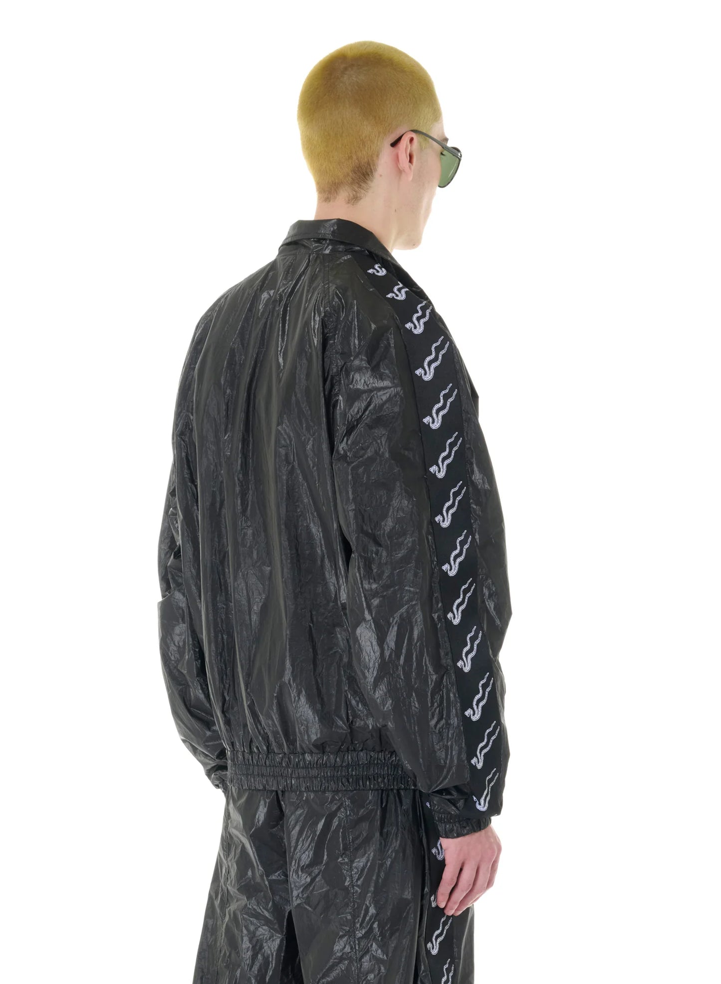LU'U DAN_Windbreaker L-D (Black)