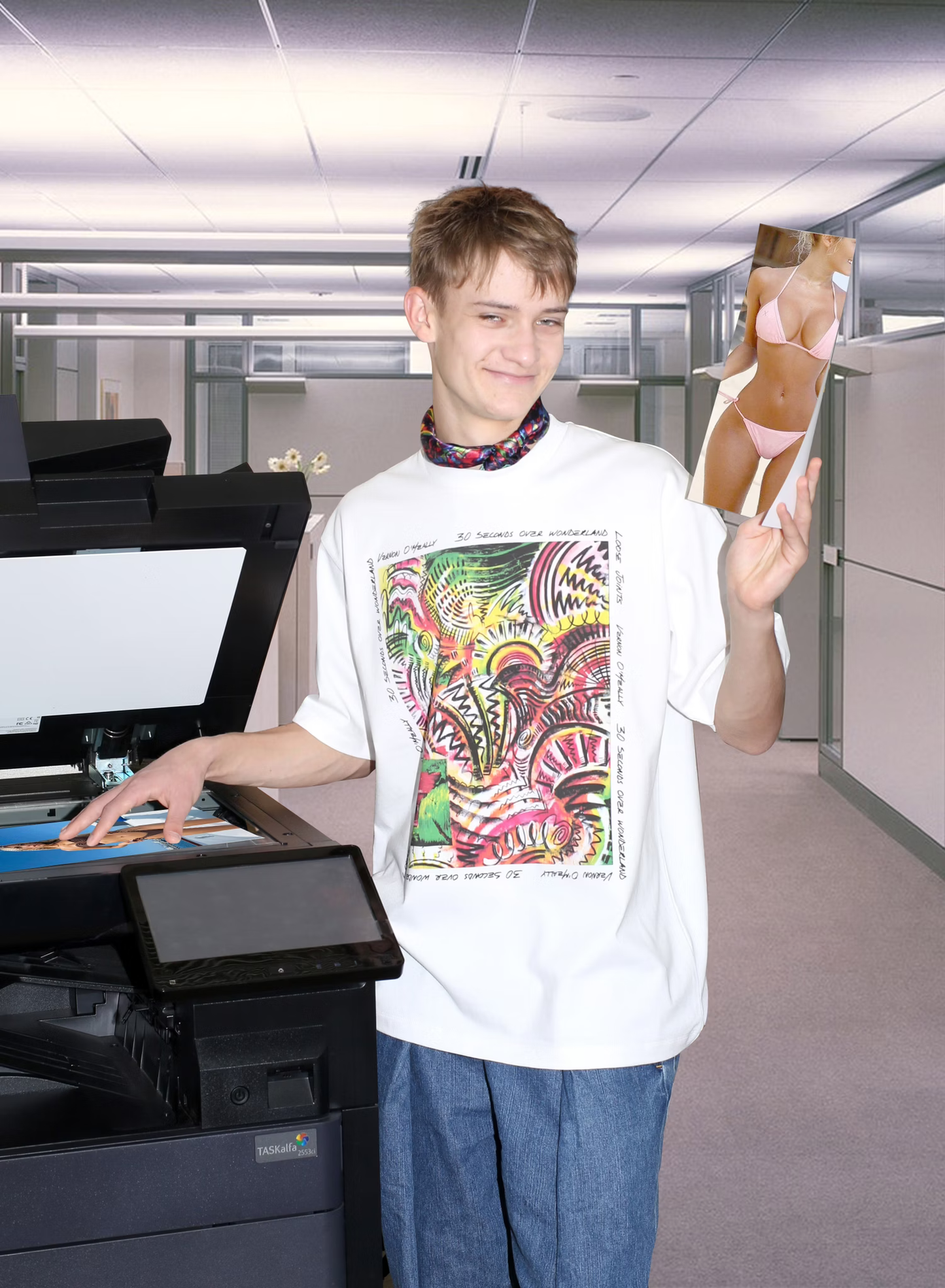 LOOSEJOINTS_VERNON O’MEALLY - '30 SECONDS OVER WONDERLAND' S/S TEE (White)
