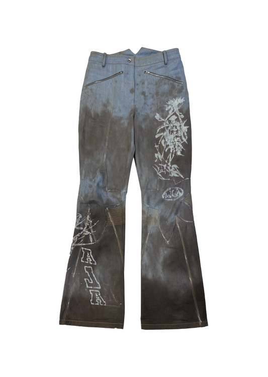 ALA TIANAN_MUD-DYED FLOWER KNEE FLARED JEANS (Denim)