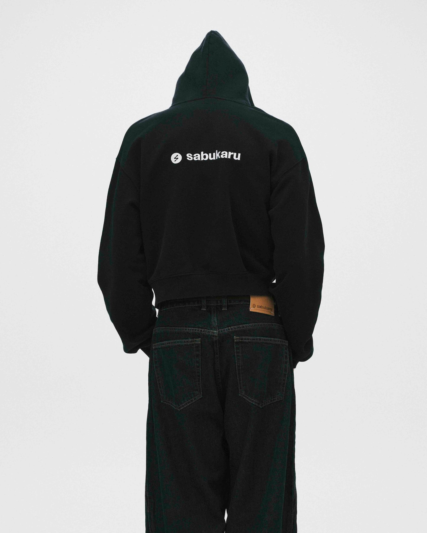 SABUKARU_sabukaru Cropped Zip Hoodie (Black)