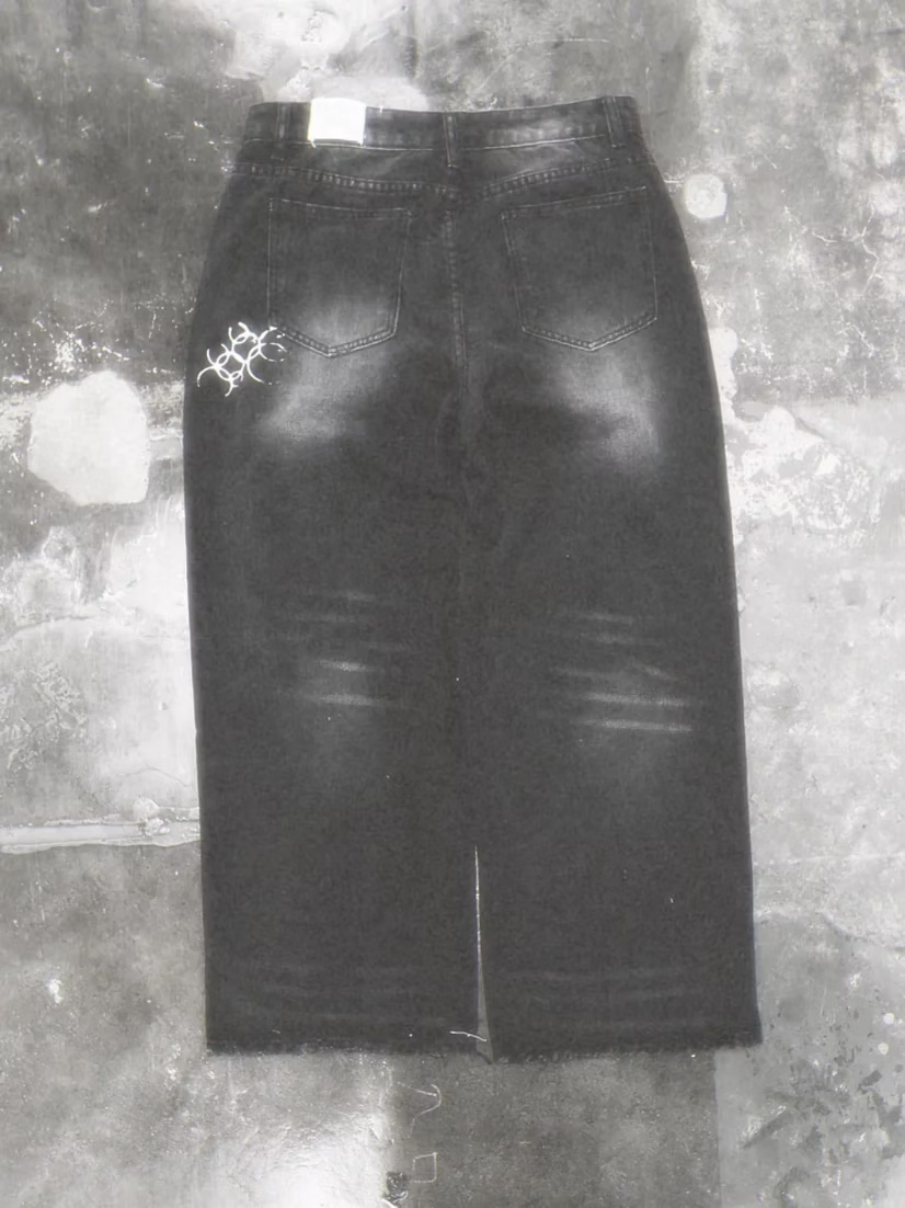 Ò line_Stab Pants *HANDMADE DESTROY (Black)